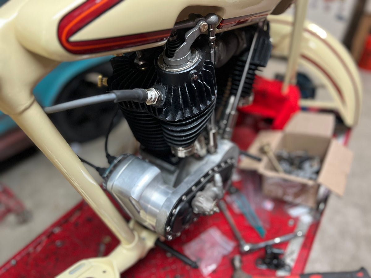 hermann　様 Bosch ZEV style Morris Magneto Harley J & JDs – Competition