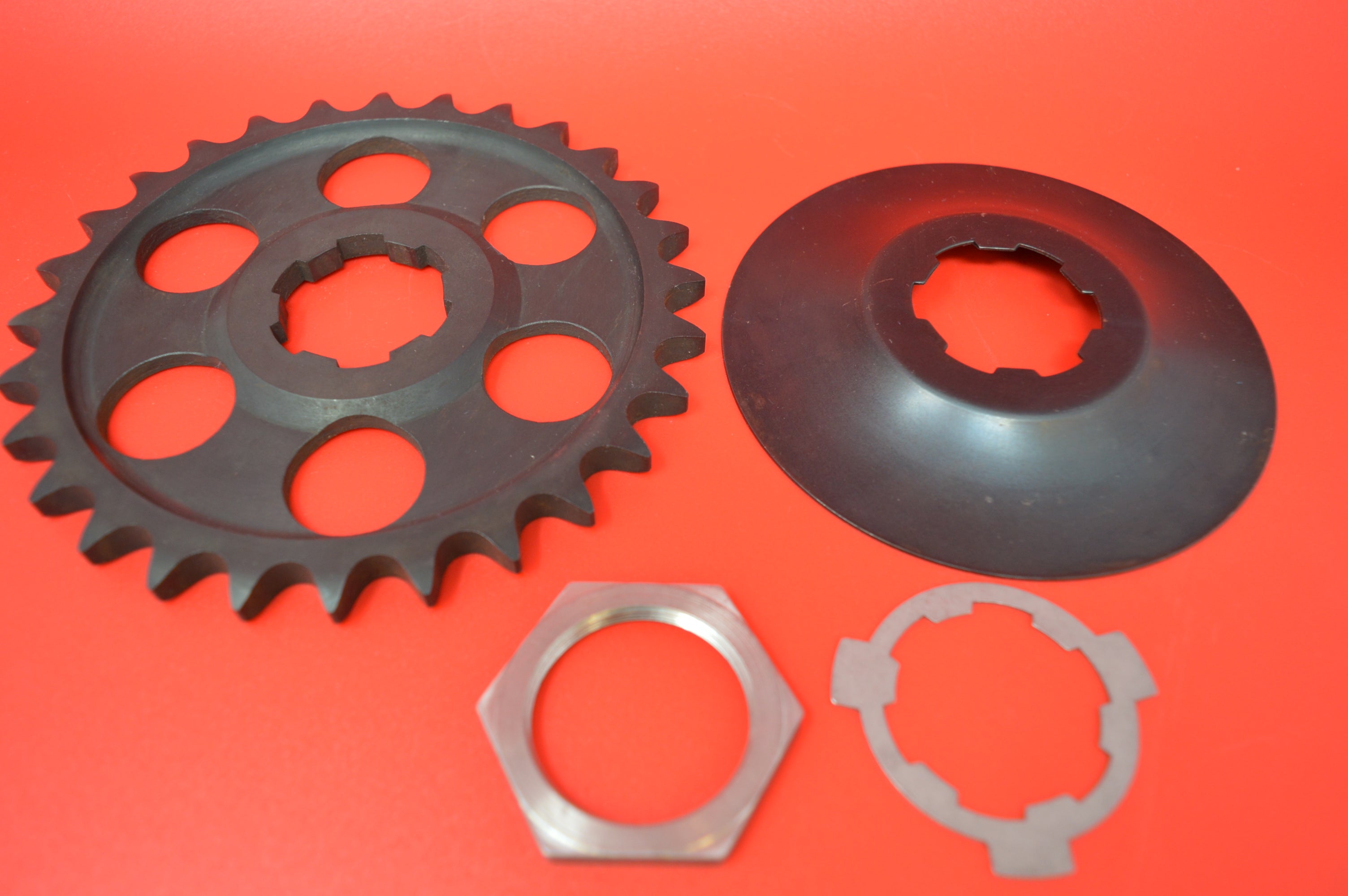 2035-15-20 HARLEY JD VL 28T Countershaft Sprocket, Nut, Washer